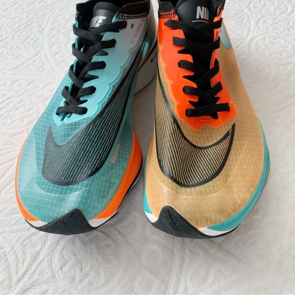 Nike ZoomX Vaporfly Next% Racing Shoes, Ekiden‎ (M's 7, W's 8.5) Sydney Sweeney